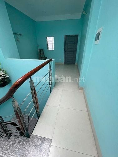 Chính chủ cho thuê nhà nguyên căn 40m2 tại  nhà 1 ngõ 401/61 Xuân Đỉnh