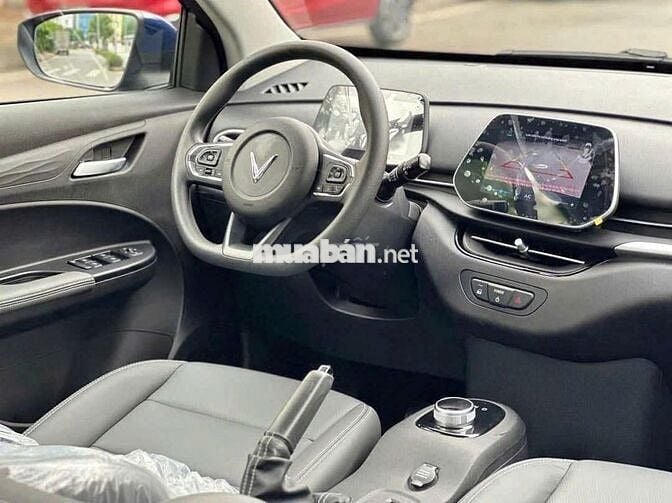 VinFast VF5 Plus 2025