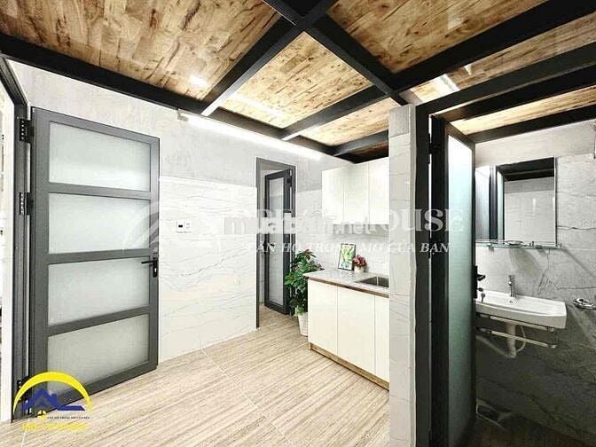 HOTT DUPLEX NGÂY GIỮA ĐH CÔNG THƯƠNG VÀ VĂN HIẾN MỚI 100%