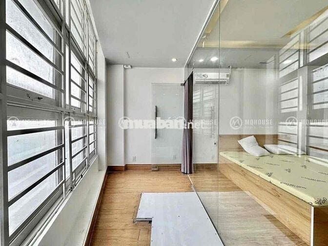 Căn hộ dịch vụ - Studio 1 PN tách bếp - Luỹ bán bích