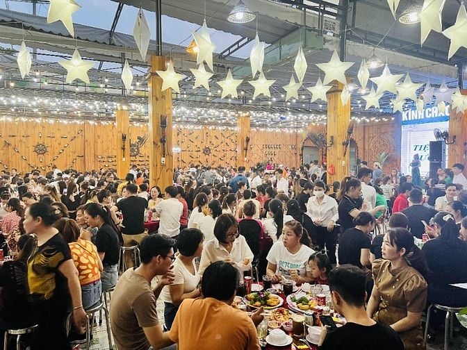 nhà hàng Thuận An cần 2 thu ngân ca sáng tối