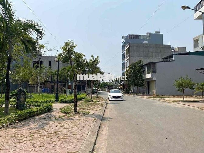 Lô Đông Nam diện tích nhỏ 57m2 *** khu sau Quận uỷ Hồng Bàng, Sở