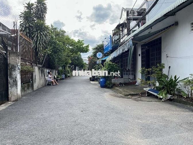 Bán đất 108m2 ngang 5m, hẻm xe hơi 6m Tô Ngọc Vân Tam Phú chỉ 50 tr/m2