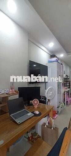HOT !! Studio Full toàn bộ nội thất ko thiếu gì giá rẻ