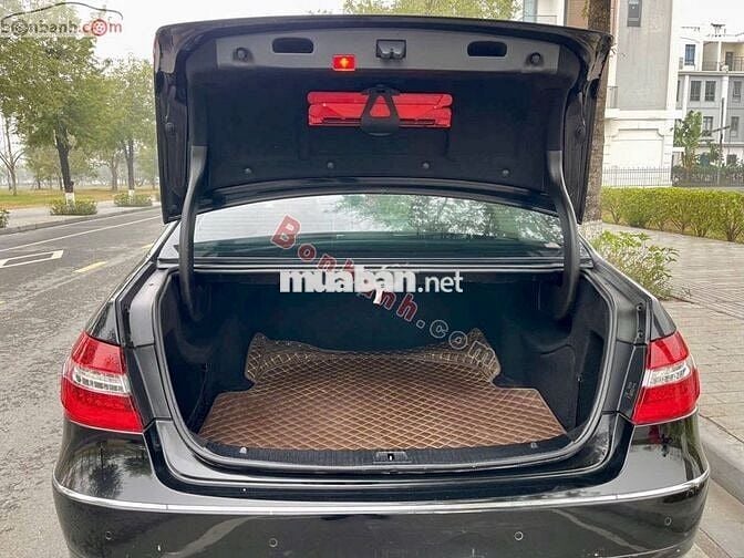 Mercedes Benz E250 2012 - 680 Triệu
