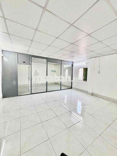 Nhà Trệt Trống Xuốt DT 5x25 Có Gác Lửng Hợp May Mặc Kho Chứa Hàng