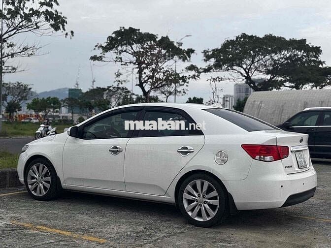 Kia Forte 2013 SX 1.6 AT - 100000 km