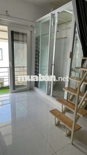 CĂN HỘ DUPLEX BAN CÔNG RỘNG LỚN GẦN UEF HIU HUTECH VÀI PHÚT ĐI BỘ