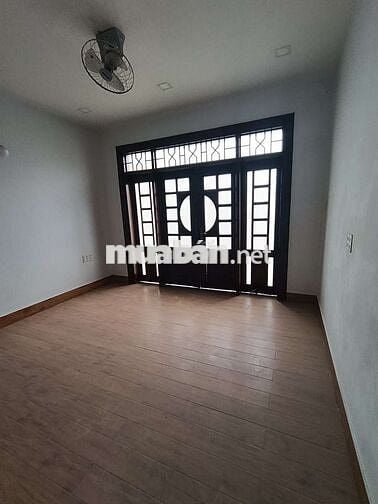♥️ Nhà Đẹp Mặt Tiền Kinh Doanh LẠC LONG QUÂN,DT:4,5x18m, 3 Lầu,5PN,4WC