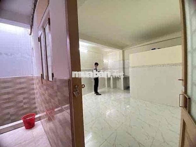 CÒN 2P KHÔNG GÁC GIÁ 3tr3 - CỬA SỔ THOÁNG MÁT - KHU AN NINH SẠCH SẼ