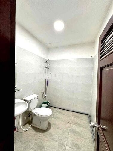 STUDIO BAN CÔNG RỘNG THOÁNG GẦN ĐH HUFLIT BA GIA, ĐH VĂN HIẾN TÂN BÌNH
