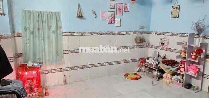 GẤP!! TRỌ 6 PHÒNG, DT 5x20, HẺM 6M, GẦN VINCOM, 10TR/THÁNG, 3 ĐỒNG TL