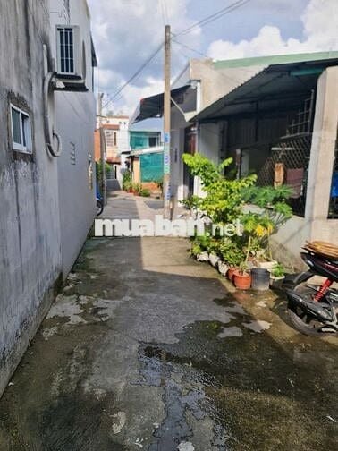 Cho thuê nhà nguyên căn gần chợ Thới Tứ