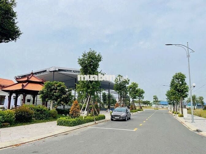 Đến Bến Lức Long An đã có KING HILL RESIDENCES chỉ 26m2 với 90m2.