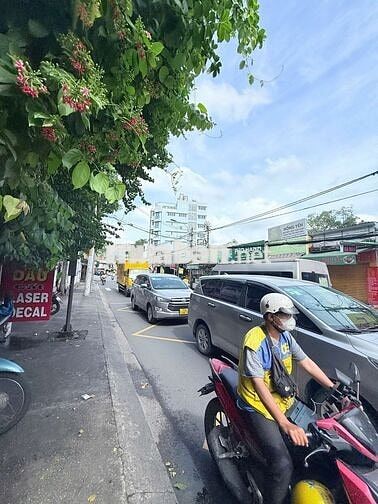 Mặt Tiền Nguyễn Văn Nghi 4mx25m Gần Ghợ Gò Vấp.