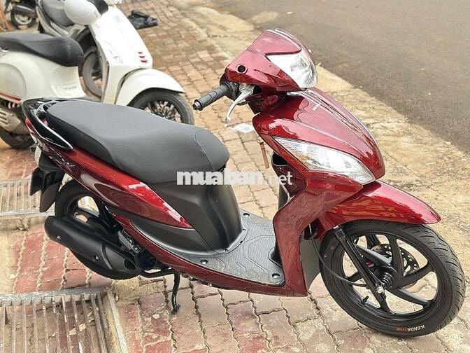 VISION ĐỎ ĐEN XE ĐẸP, MÁY ZIN ÊM
