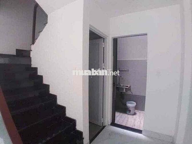 Cho thuê nhà HBG Nguyễn Phi Khanh, P.Tân Định, Q.1