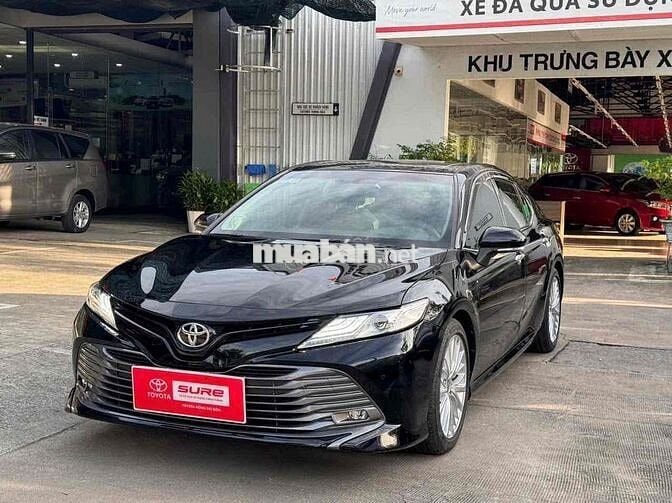 Camry 2020 2.5Q siêu lướt mới keng