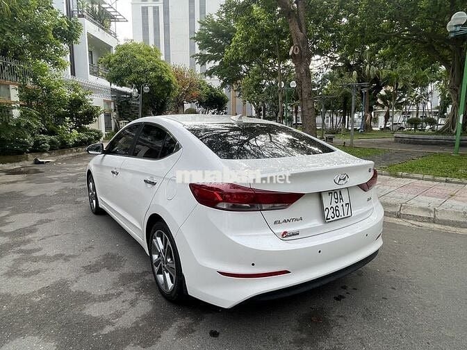 GD bán lại Elantra bản full 2019 còn cực mới .