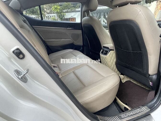 GD bán lại Elantra bản full 2019 còn cực mới .