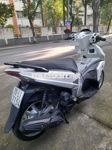 AB125 Fi chính chủ căn cước , máy zin êm