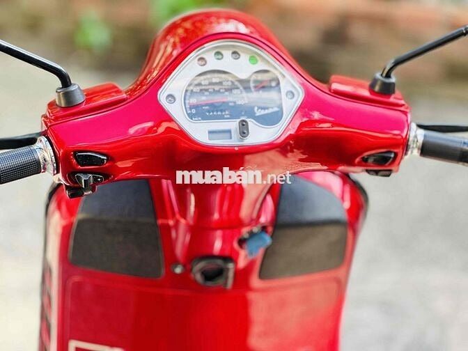 VESPA GTS 125CC 3VAL IE 2015 BSTP CỰC ĐẸP 1 CHỦ