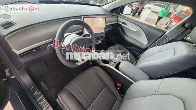 VinFast VF6 Eco 2025