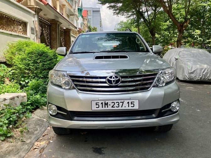 Bán xe Toyota Fortuner bản G máy dầu SX 2016