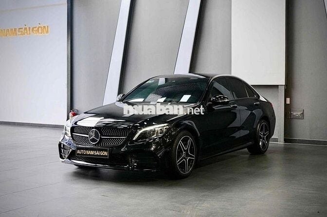 Mercedes Benz C300 AMG model 2020 siêu đẹp