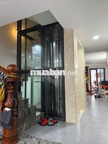nhà hẻm xe hơi đường trịnh đình trọng DT 4x22 đúc 1 trệt 1 lửng 2L ST