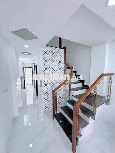 NHÀ MỚI 1/ - TRỊNH ĐÌNH THẢO - 34m2 - FULLNT - 1 LẦU 2PN - KẾ TÂN BÌNH
