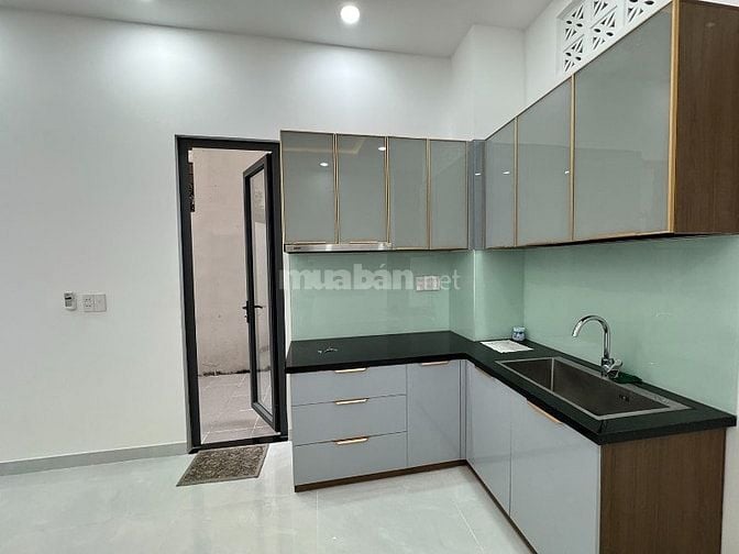 3lầu có thang máy hẻm ô tô VF5,hẻm thông khu VIP Hoàng Diệu-gần NVTrỗi