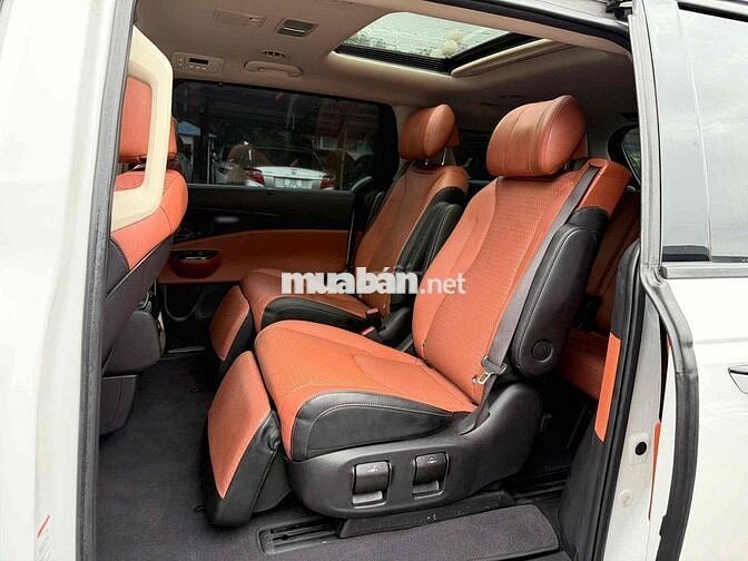 Kia Carnival 2022 Signature 2.2D - màu trắng