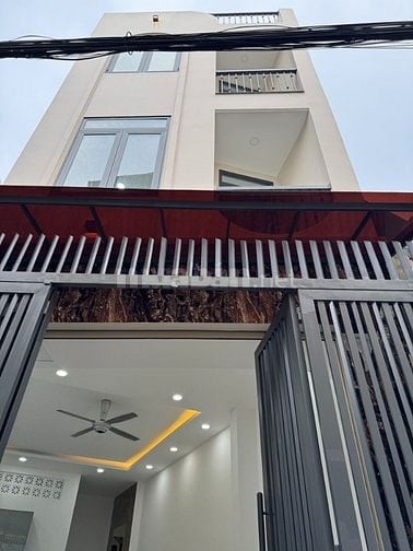 3lầu có thang máy hẻm ô tô VF5,hẻm thông khu VIP Hoàng Diệu-gần NVTrỗi