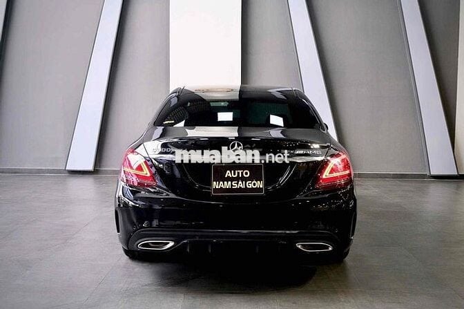 Mercedes Benz C300 AMG model 2020 siêu đẹp