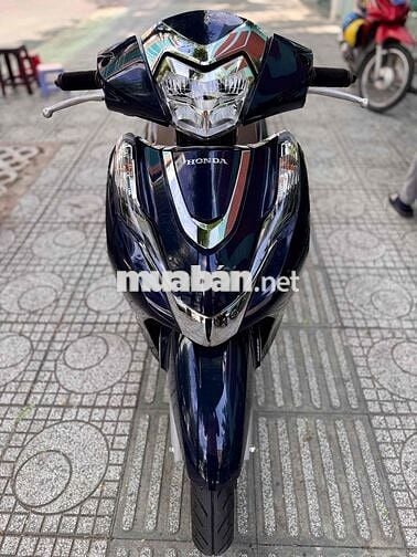 Honda Lead 2023 odo lướt 1.200 km máy 4 van