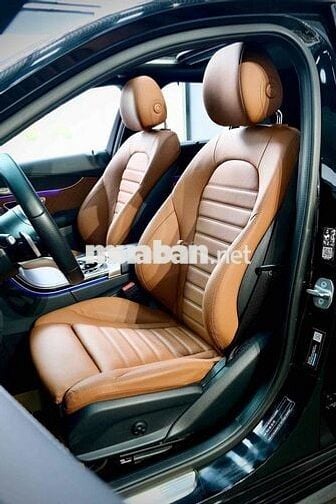 Mercedes Benz C300 AMG model 2020 siêu đẹp