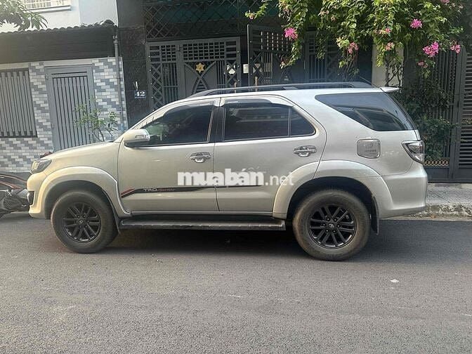 Toyota Fortuner 2016 2.7V 4X2 AT - 160000 km