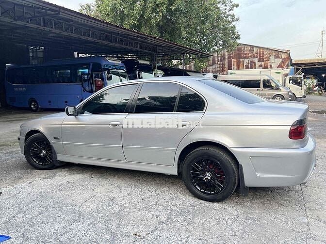 BMW 5 Series 2004 - 166278 km