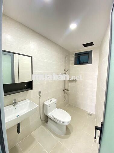 Nhà mới nguyễn khuyến 5pn gần bùi đình túy lê quang định chợ bà chiểu