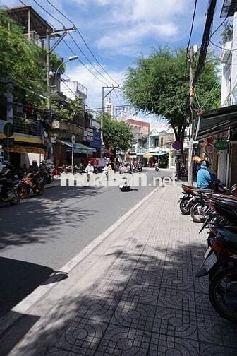 Cho thuê mặt bằng kinh doang mặt tiền đường Quận 11