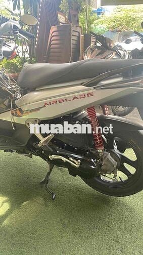 Ab cần bán máy móc zin êm