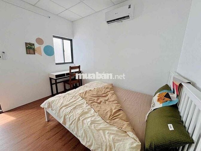 HOT HOT NGAY MẶT SAU SÂN BAY TIỆN ĐI LẠI QUANG TRUNG, TRƯỜNG CHINH
