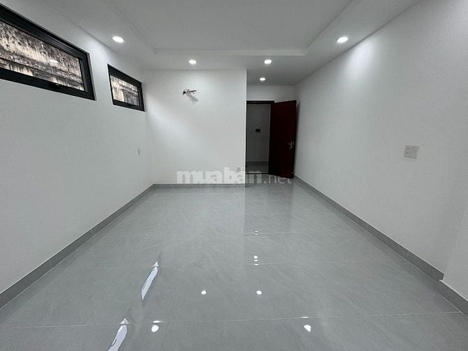 3lầu có thang máy hẻm ô tô VF5,hẻm thông khu VIP Hoàng Diệu-gần NVTrỗi