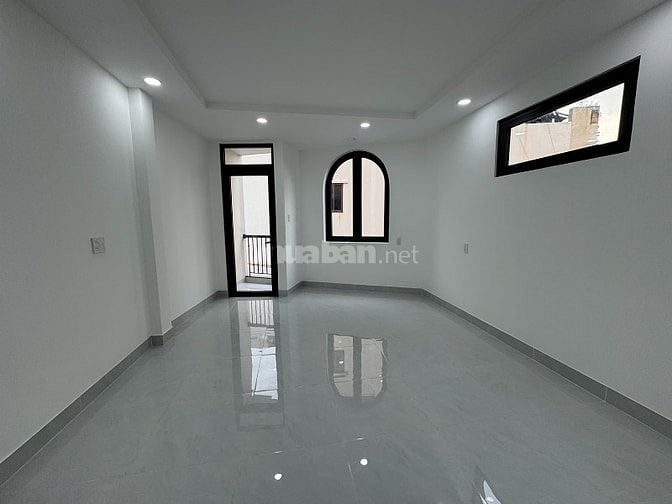 3lầu có thang máy hẻm ô tô VF5,hẻm thông khu VIP Hoàng Diệu-gần NVTrỗi