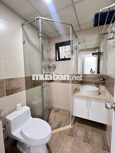 Cho thuê CC The Monarchy, 16 triệu, 70m2, 2PN, 2WC, full nội thất