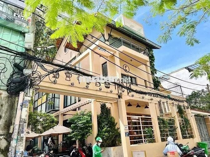 Cho thuê BIỆT THỰ 193 Điện Biên Phủ, Bình Thạnh, sân vườn, giá cực tốt