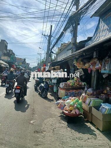 Nhà mt HT 22 khu chợ buôn bán ngày đêm