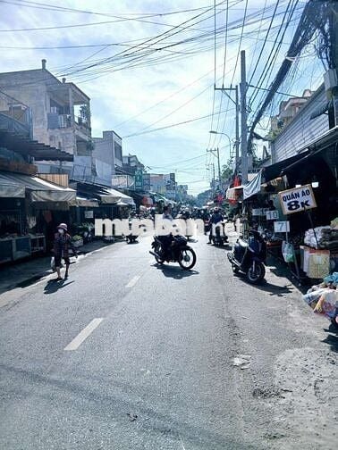 Nhà mt HT 22 khu chợ buôn bán ngày đêm