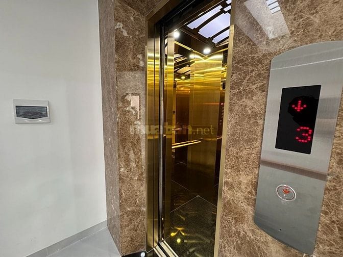 3lầu có thang máy hẻm ô tô VF5,hẻm thông khu VIP Hoàng Diệu-gần NVTrỗi